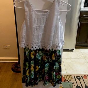 Girls dress size 14